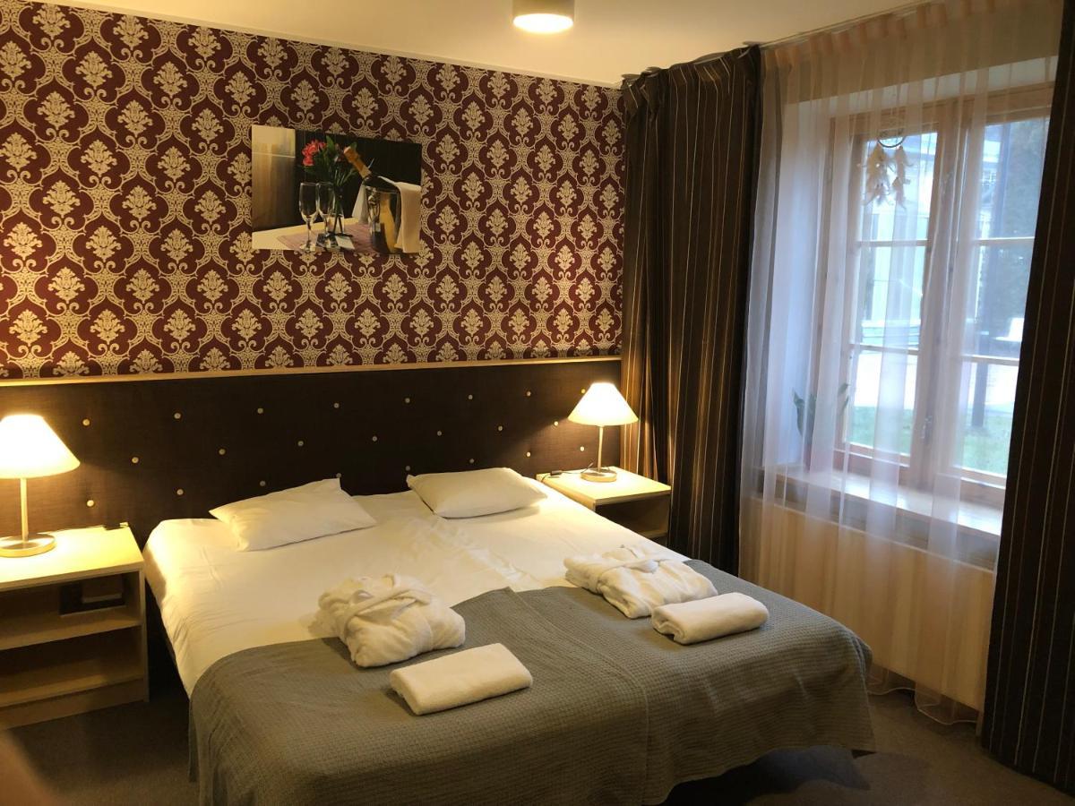 Von Rosen Spa (Adults Only) มาตากูเซอ ภายนอก รูปภาพ